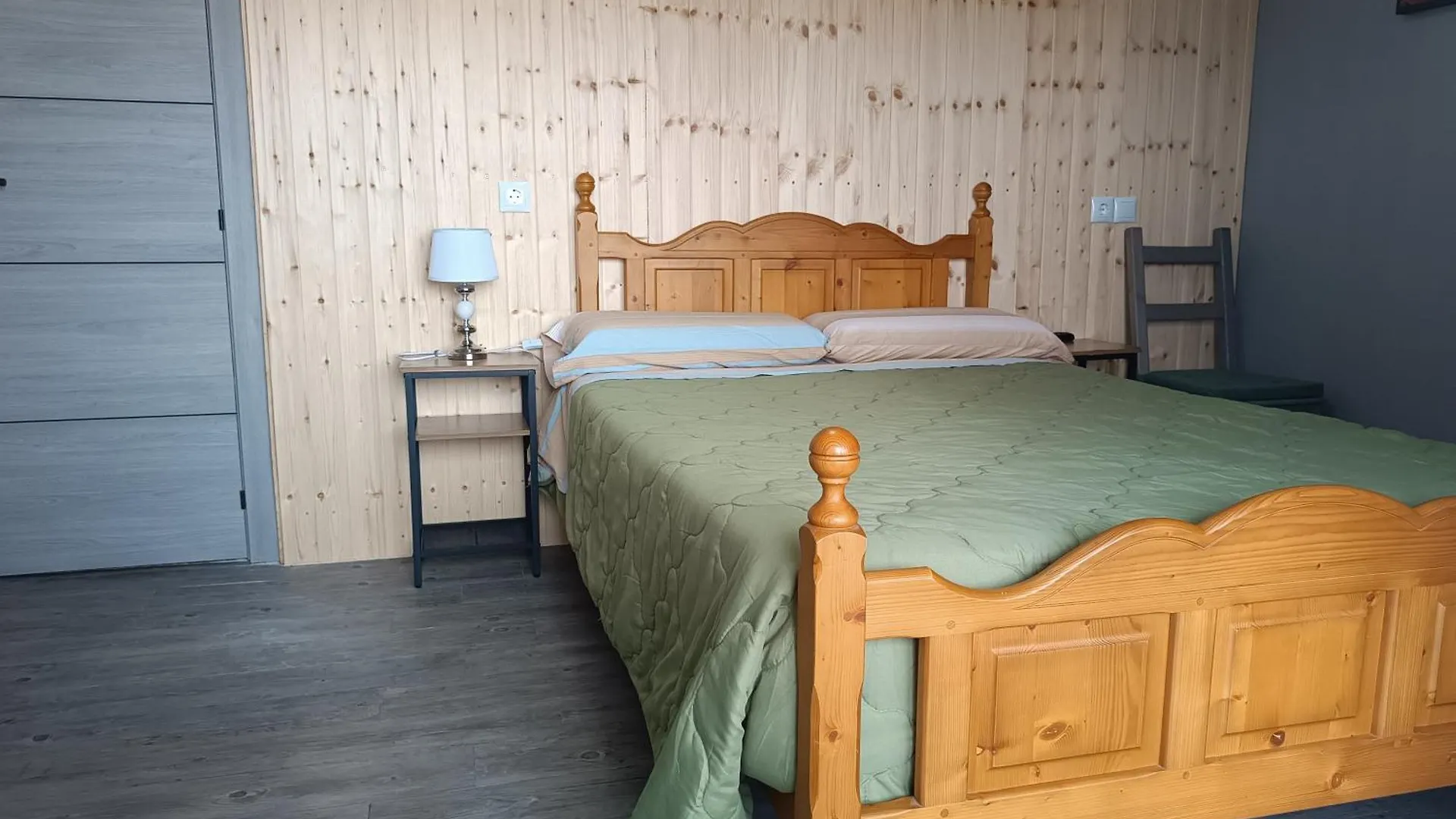 Hostal Belgica Palma Nova  Guest house
