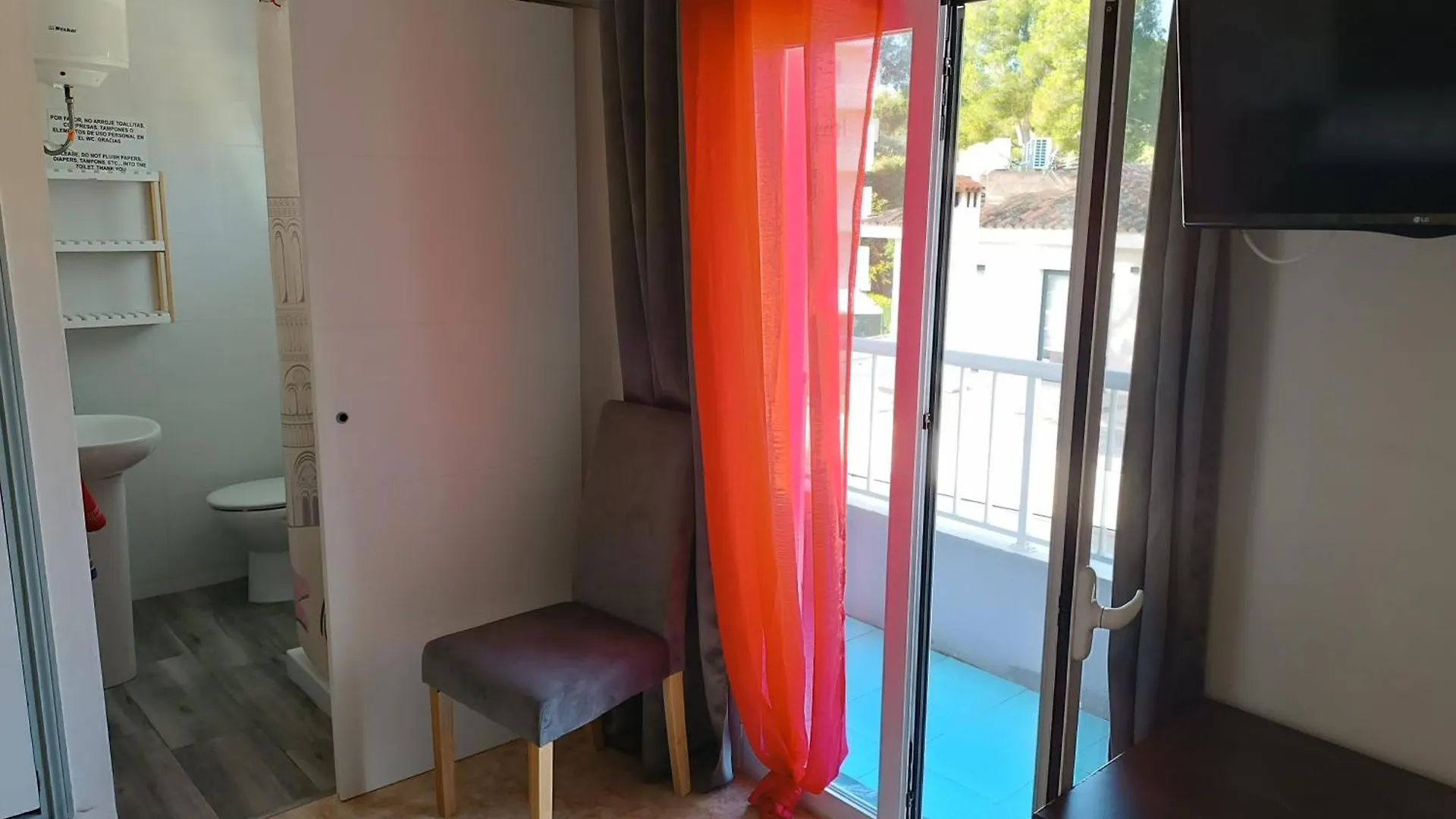 Hostal Belgica Palmanova Gasthof