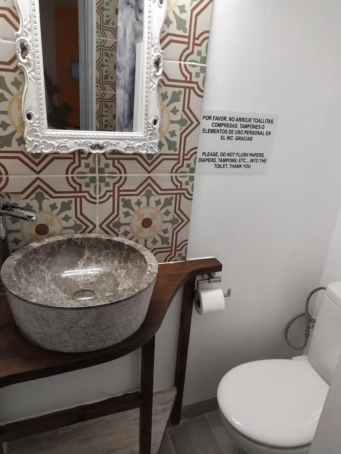 Hostal Belgica Palmanova Gasthof