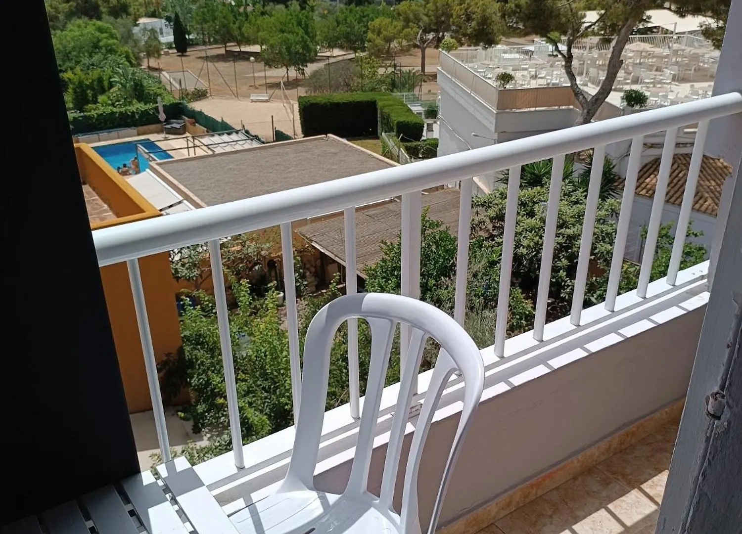 Guest house Hostal Belgica Palma Nova  Spain