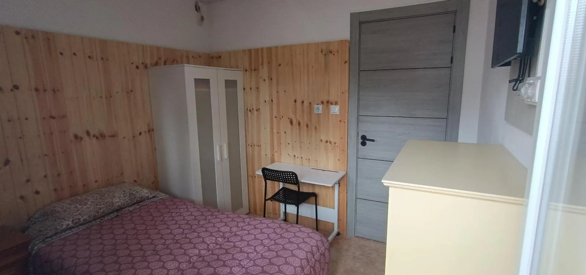 Hostal Belgica Palmanova 0*,  Spanien